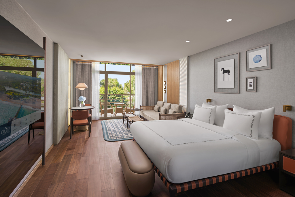 Gloria_Serenity_ Superior Room_1226_01