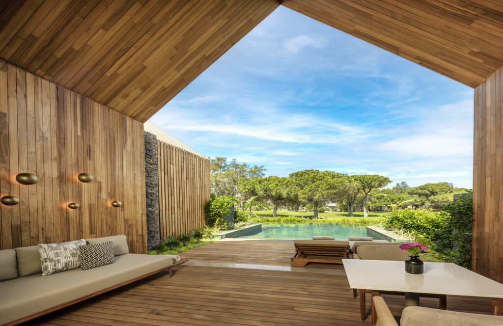 21 Lagoon Suites
