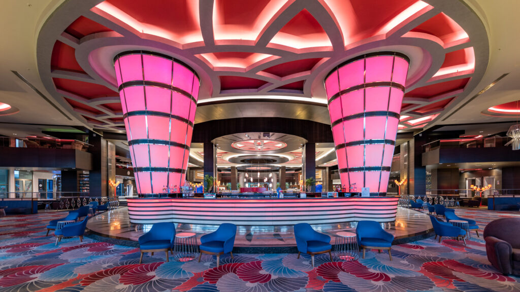 CORNELIA DIAMOND SHINE LOBBY BAR (1)