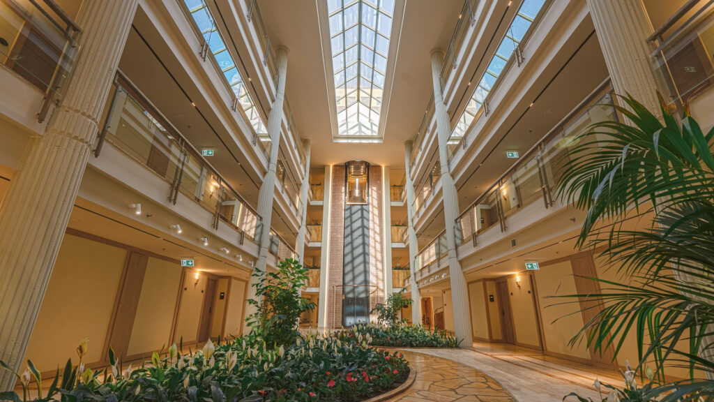 Gloria_Golf_Main_Building_Standard Room_02