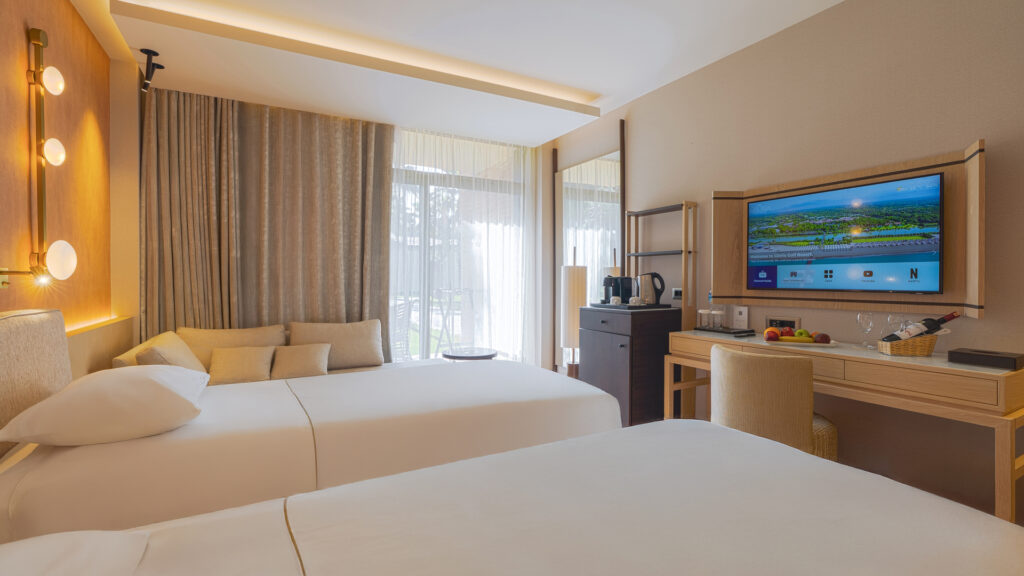 Gloria_Golf_Main_Building_Standard Room_(Twin)_02