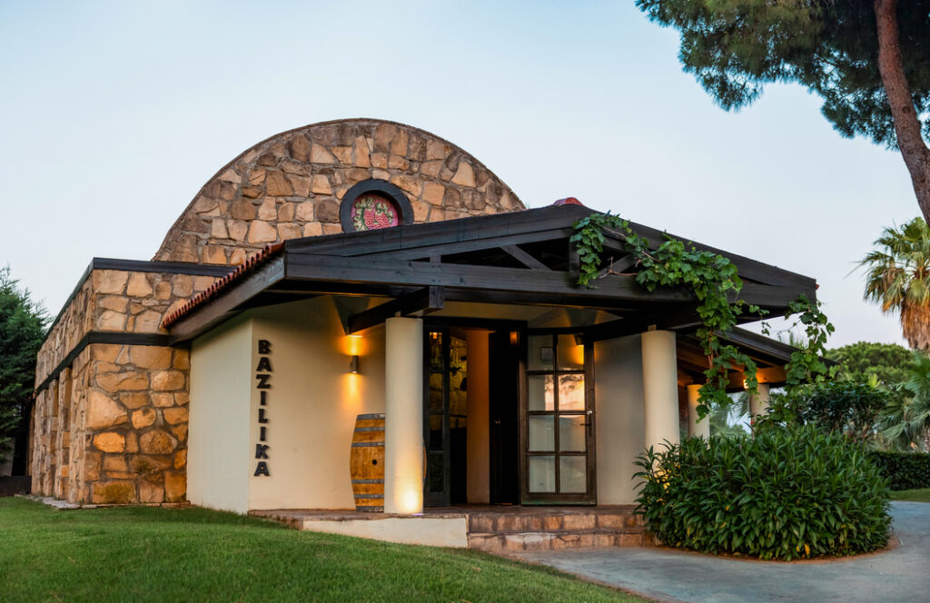 Gloria_Verde_Bazilika_A_La_Carte_Restaurant_01