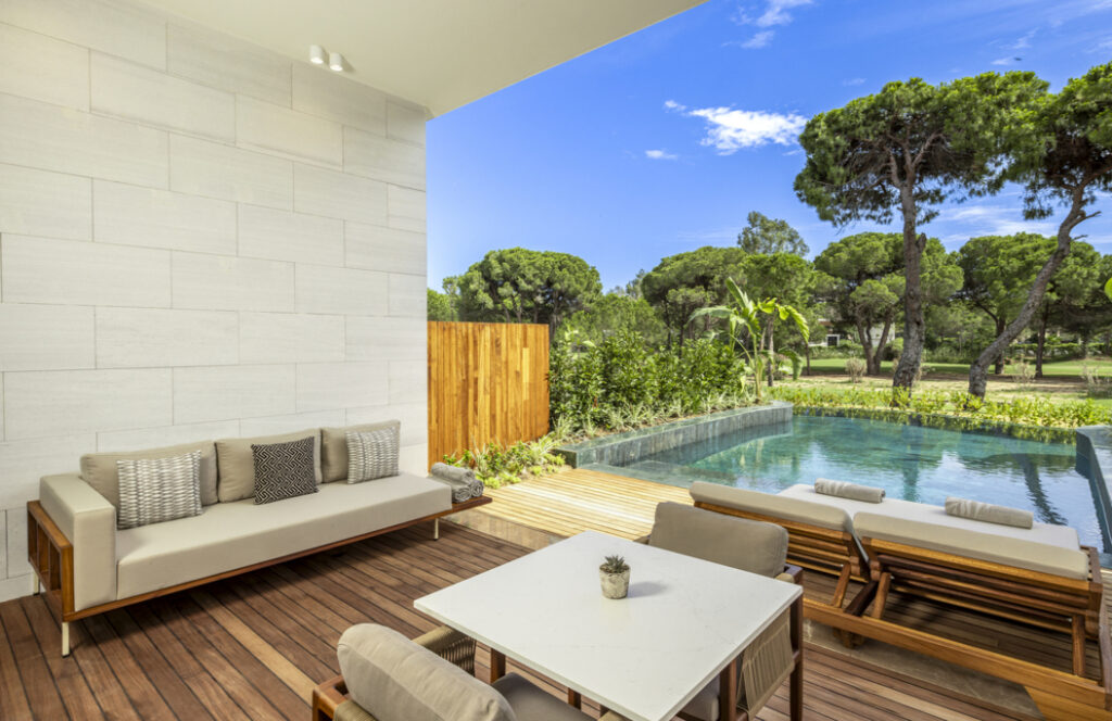 KIAYT_Lagoon Golf Suite Pool_5