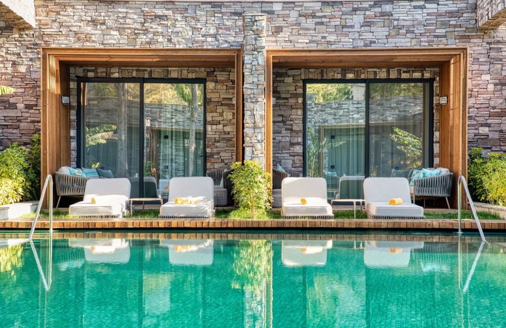 Luxury Lagoon Suites- General View (3).jpg adlı dosyanın kopyası