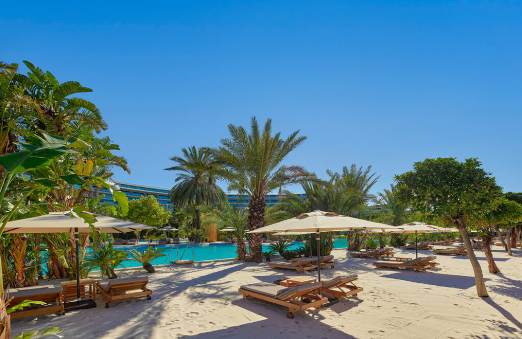 MRB_Maldives_Pool_8