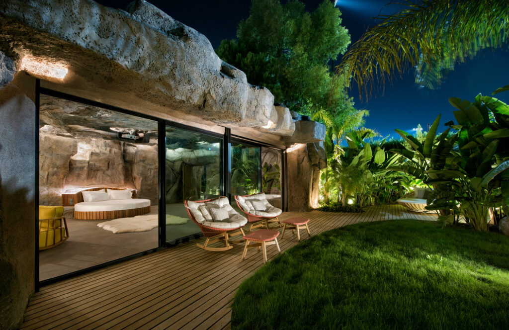 RegnumCarya_CrownVilla_Cave-41