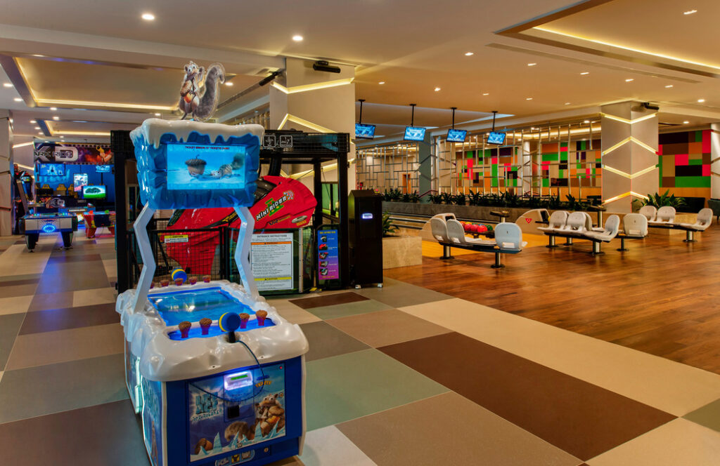 RegnumCarya_GameRoom-03