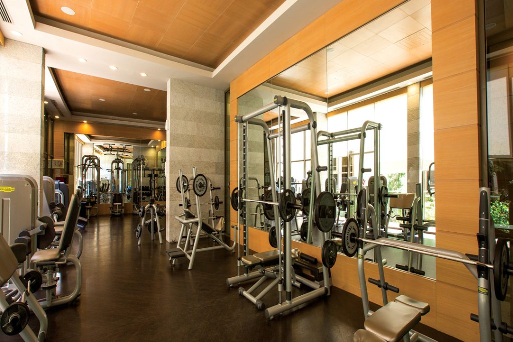 CORNELIA DIAMOND FITNESS CENTER BODY BUILDING