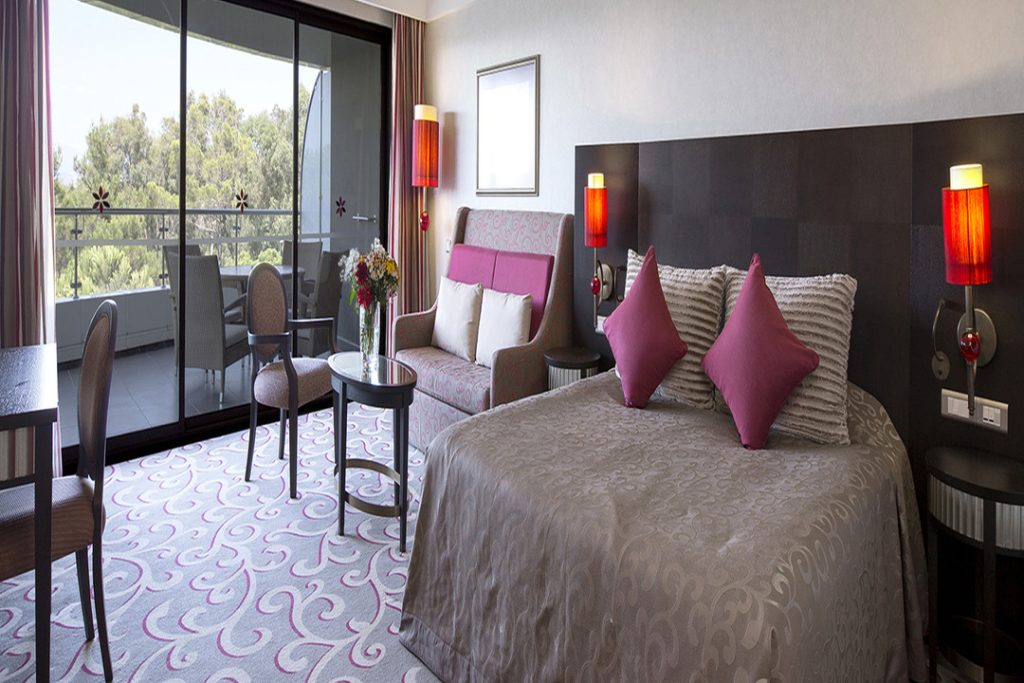 CORNELIA DIAMOND GOLF SUITE TYPE 1 & 2
